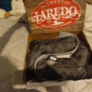 Laredo Western Boots with White Trim